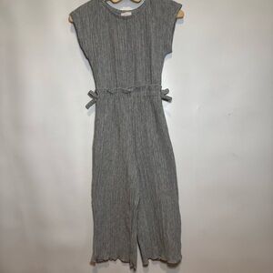 Wonder Nation 2T Grey Short Sleeve Jumpsuit Side Tie Detail Kidcore Casual Comfy